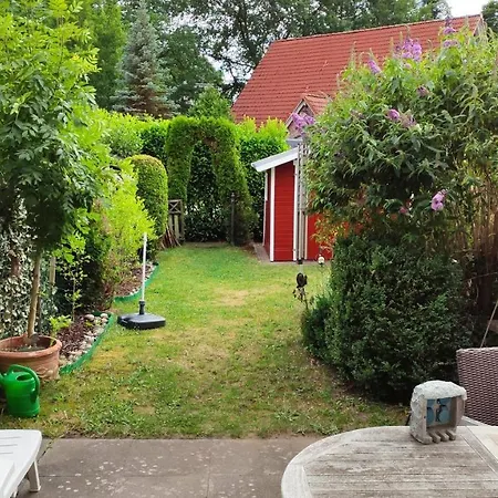 Funktionales In Ruhiger Lage, Dennoch In 25 Min In Hh * Bonningstedt